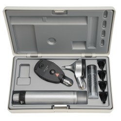 HEINE BETA 200 LED Diagnostik Set mit Tischladegerät