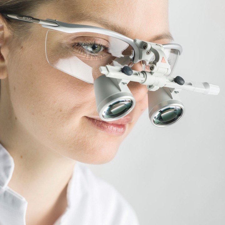 HEINE HR 2.5x Binokularlupen auf S-FRAME