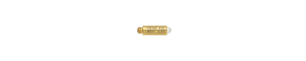 Lamps and replacement bulbs for medical devices 2.5 volts
